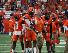 Syracuse defensive lineman Steve Linton enters transfer portal