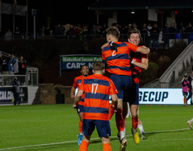 Levonte Johnson's goal 86th-minute goal moves SU to College Cup final, beating Creighton 3-2