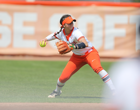 Syracuse defeats Canisius in both games of doubleheader