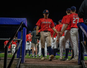 SU club baseball remains atop division standings as the season winds down