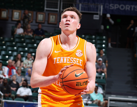 Tennessee adjusts without Dalton Knecht late to seal 17-point win over Syracuse