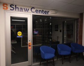 Shaw Center Literary Corps receives grant to hire more undergraduate tutors