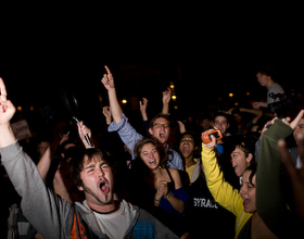 Obama wins, students rejoice