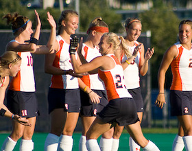 FH : Syracuse No. 1 in latest poll