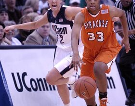 SU loses bearings early against Connecticut