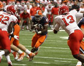 FB : In a rush: Syracuse looks to put Rutgers loss in past by utilizing strong running game