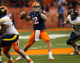 FB : ONSLAUGHT: Syracuse shocks No. 11 West Virginia with outstanding offensive performance