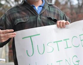 Penn State : Doctoral student engages in peaceful protest to shift topic of conversation