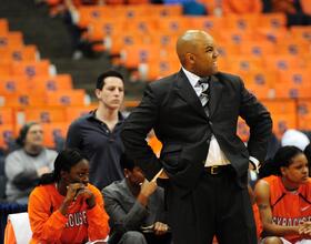 WBB : Orange cycles through defensive schemes in loss in Big East opener