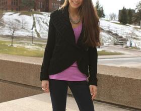 Sidewalk, catwalk: College Fashionista bloggers get in front of camera, showcase winter wear