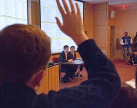 Student Association : Assembly approves fall 2012 budget decisions