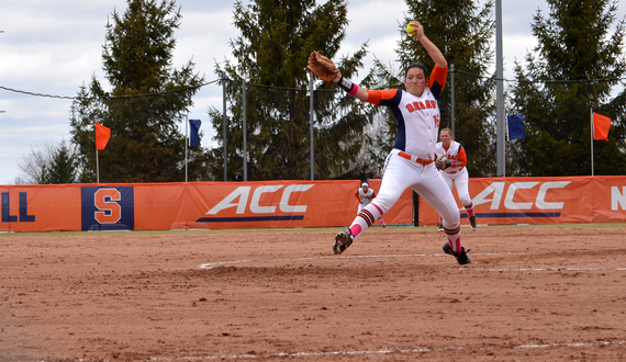 Pitcher Jocelyn Cater thrives in circle for Syracuse, looks to follow legacy of mentor Jenna Caira