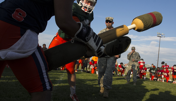 Gallery: Syracuse players pugil fight after practice