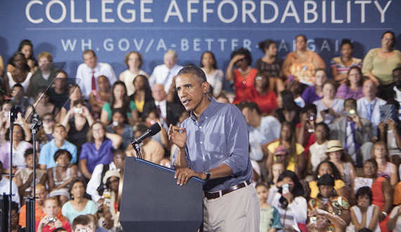 Obama announces plans for new college scorecard