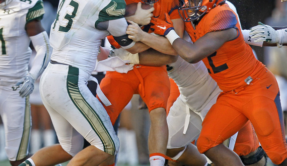 Gallery: Syracuse falls by 3 touchdowns to South Florida