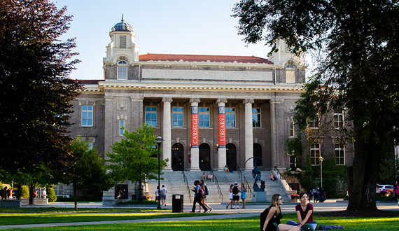 Team of iSchool graduate students receives gold award in the National Cyber Analyst Challenge