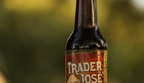 Trader José Dark Beer has strong sweet smell with chocolate, nutty flavor