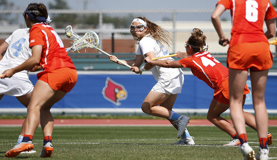 North Carolina&#8217;s Molly Hendrick has career-best nine-point performance in 18-11 win over Syracuse