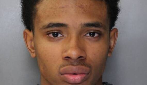 Syracuse men&#8217;s basketball walk-on Dominick Parker charged with sexual abuse