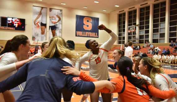 Balanced offense propels Syracuse to 3-set sweep over Clemson