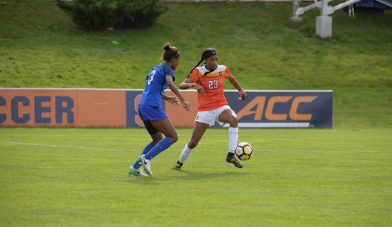 Clarke Brown a calming ‘California attitude’ for Syracuse in her debut season