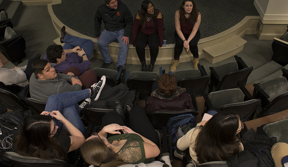 Student Association debates bill that would allow audience members to speak freely at meetings