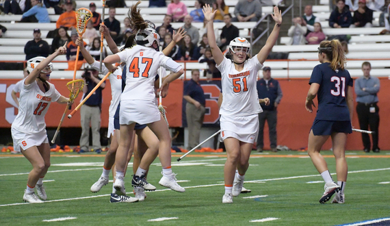 No. 5 Syracuse defeats Oregon, 17-11, as 9 SU players score