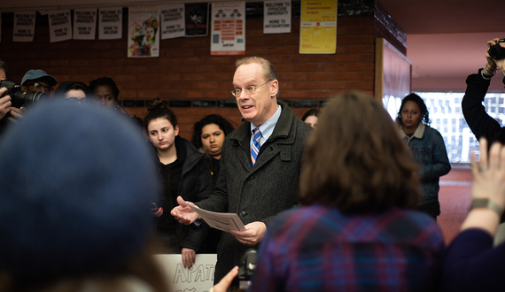 Video: Students confront SU Chancellor Kent Syverud at campus sit-in over handling of Theta Tau