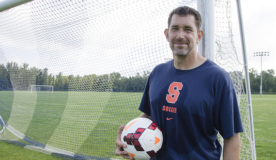 Phil Wheddon uses Apple AirPods during games to receive information