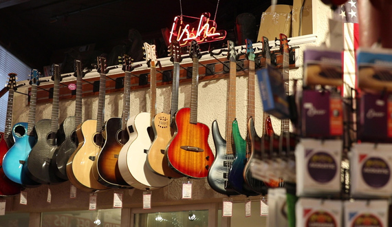 Video: Ish Guitars: A candy store for Syracuse musicians