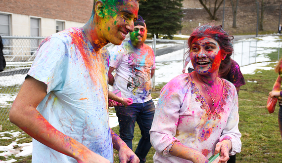 Video: The sights and sounds of SU Holi celebration