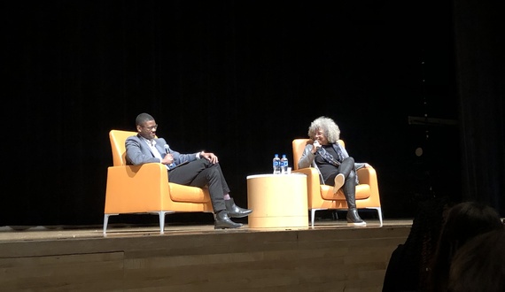 Activist Angela Davis discusses social justice with SU audience