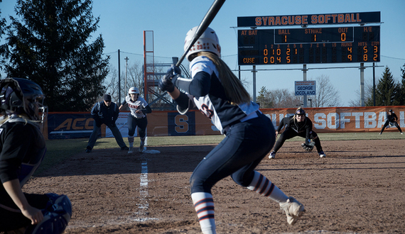 Clutch hitting boosts Syracuse to a 4-0 victory over Duke