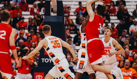 Syracuse stifles Bucknell, forces season-high 23 turnovers in 97-46 win