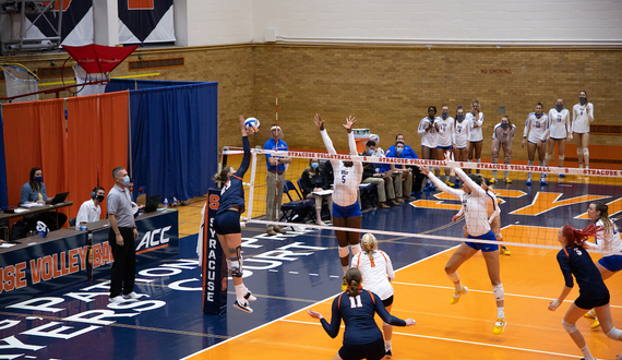 Syracuse loses in straight sets, drops 2nd consecutive game to Notre Dame