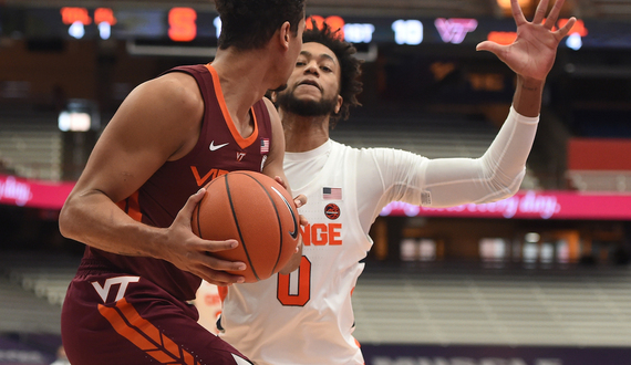 SU’s defense, led by Griffin&#8217;s 7 blocks, steers upset win over Virginia Tech