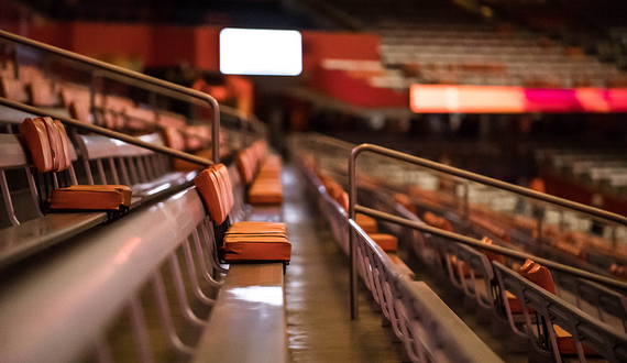 The plan for fans to return to the Carrier Dome is a &#8216;complete failure&#8217;