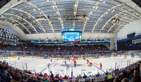 How the Syracuse Crunch&#8217;s unorthodox dual affiliation saved the franchise