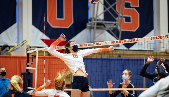 Peyton O’Brien, Abby Casiano step up in Syracuse’s straight-set win