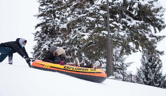 SU students skate, sled and struggle through winter storms