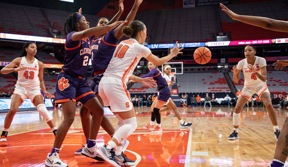 After back-and-forth 1st half, SU falls 73-67 to FSU behind inconsistent shooting