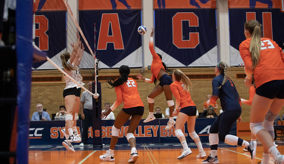 Syracuse falls in 5 sets to Bryant