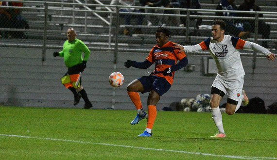 Levonte Johnson’s 2 goals just enough for No. 4 Syracuse to get by Bucknell