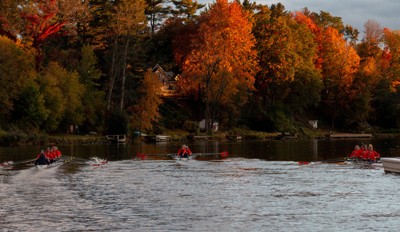 Syracuse competes in Championship 8 final at Head of the Charles Regatta