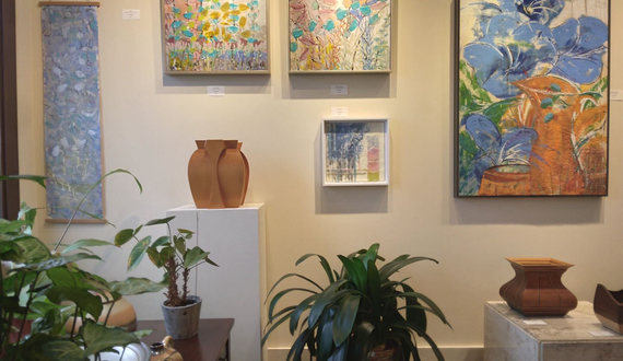 Holiday Hues art exhibit highlights local art