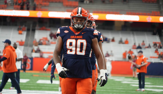 Syracuse defensive lineman Terry Lockett reportedly enters transfer portal