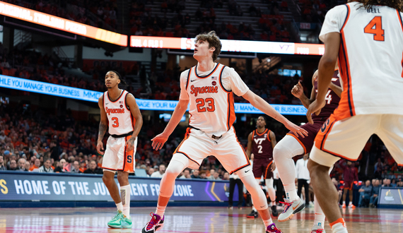 Syracuse center Peter Carey enters transfer portal