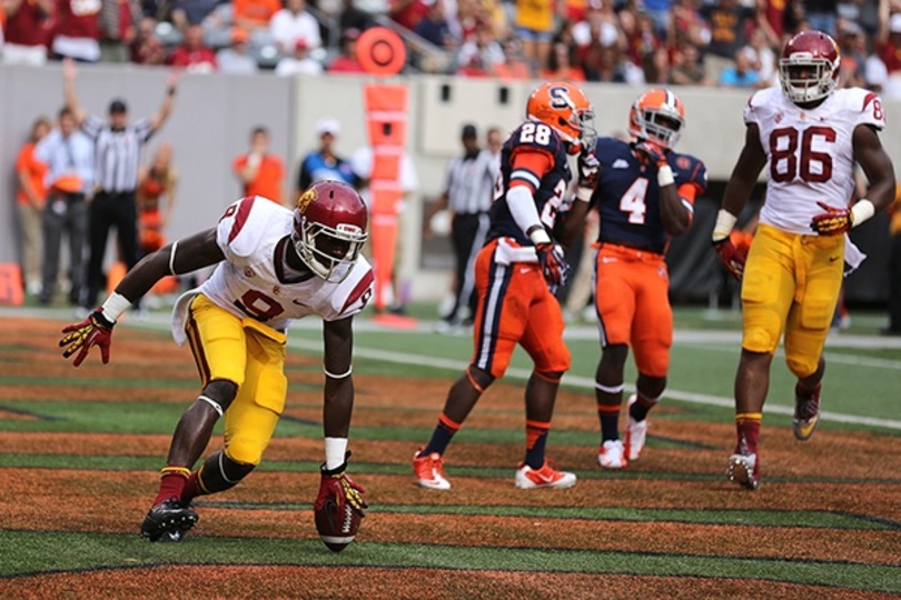 Syracuse trails USC 14-3 in low-scoring first half