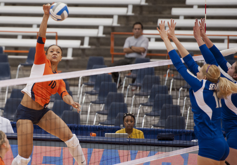 Syracuse ends season with comeback victory over Seton Hall