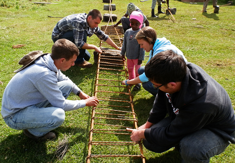 SU&#8217;s Engineers Without Borders goes beyond classroom to improve underprivileged communities